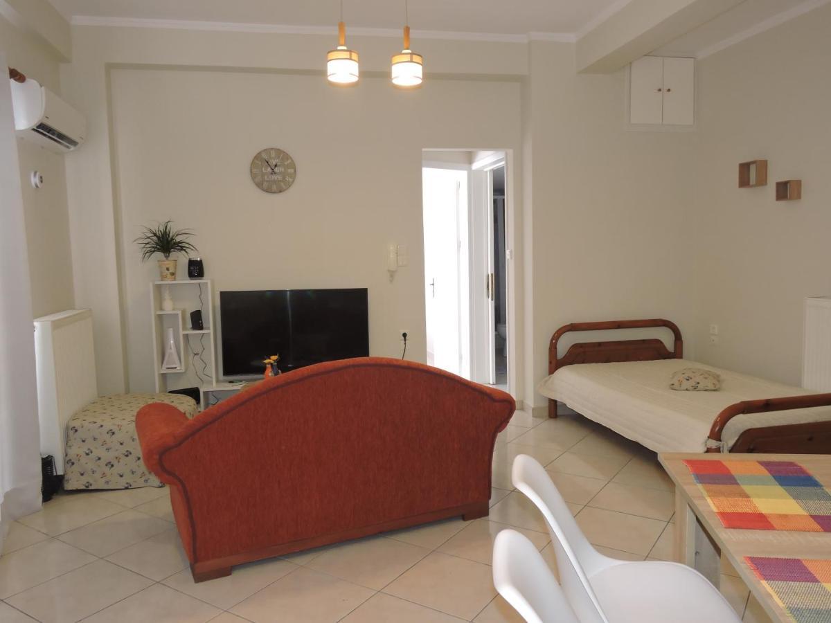 Sweet Suites Amaliada Luaran gambar